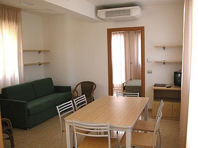 Residence Ca D'Oro Lido di Jesolo Bagian luar foto