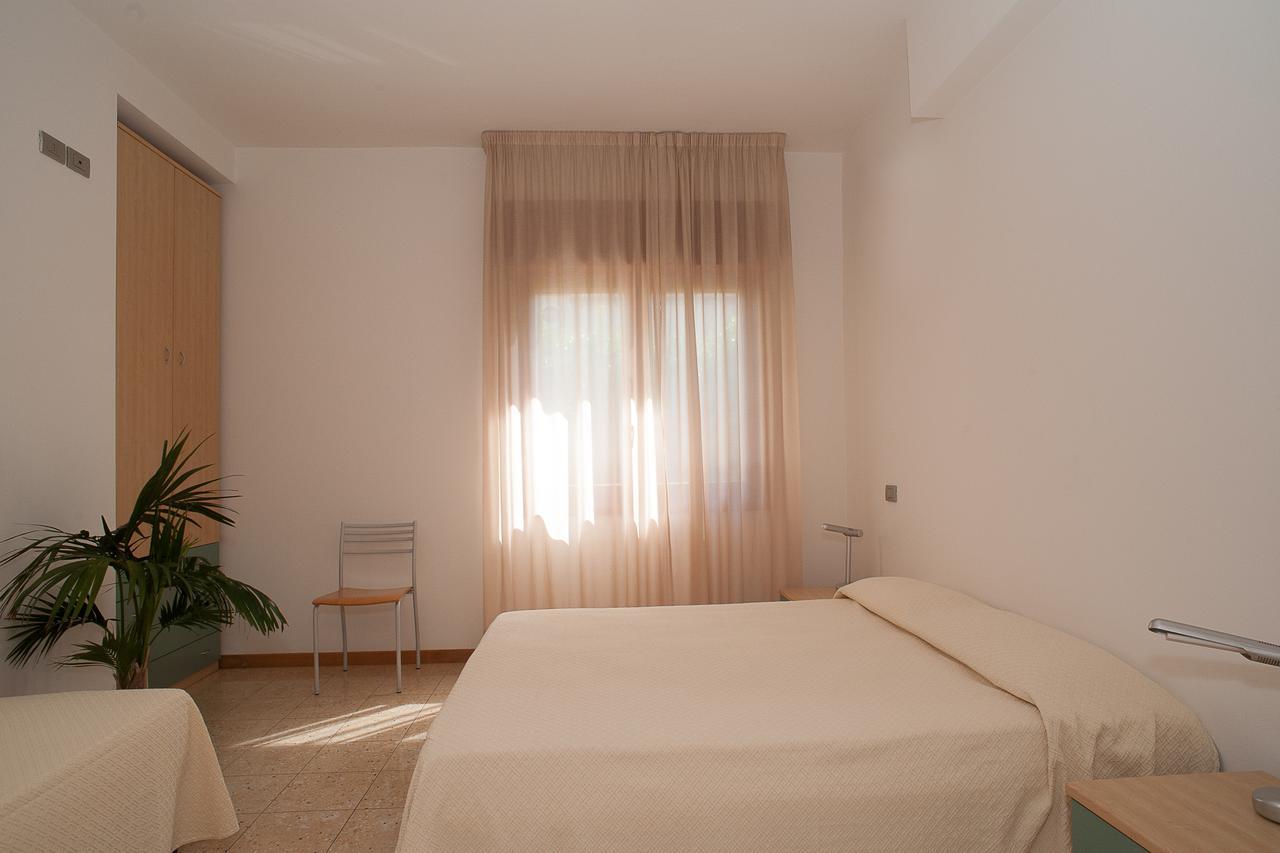 Residence Ca D'Oro Lido di Jesolo Bagian luar foto